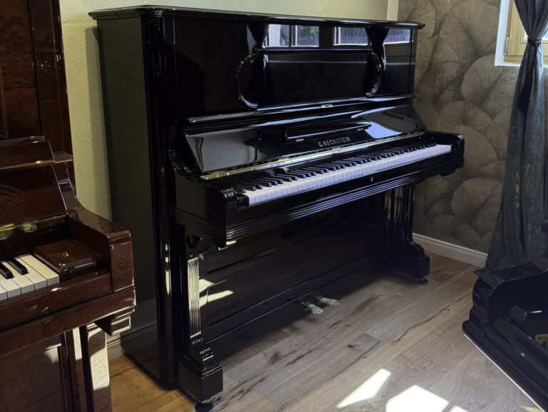 C. Bechstein Klavier Modell III (130) Gesamtansicht frontal
